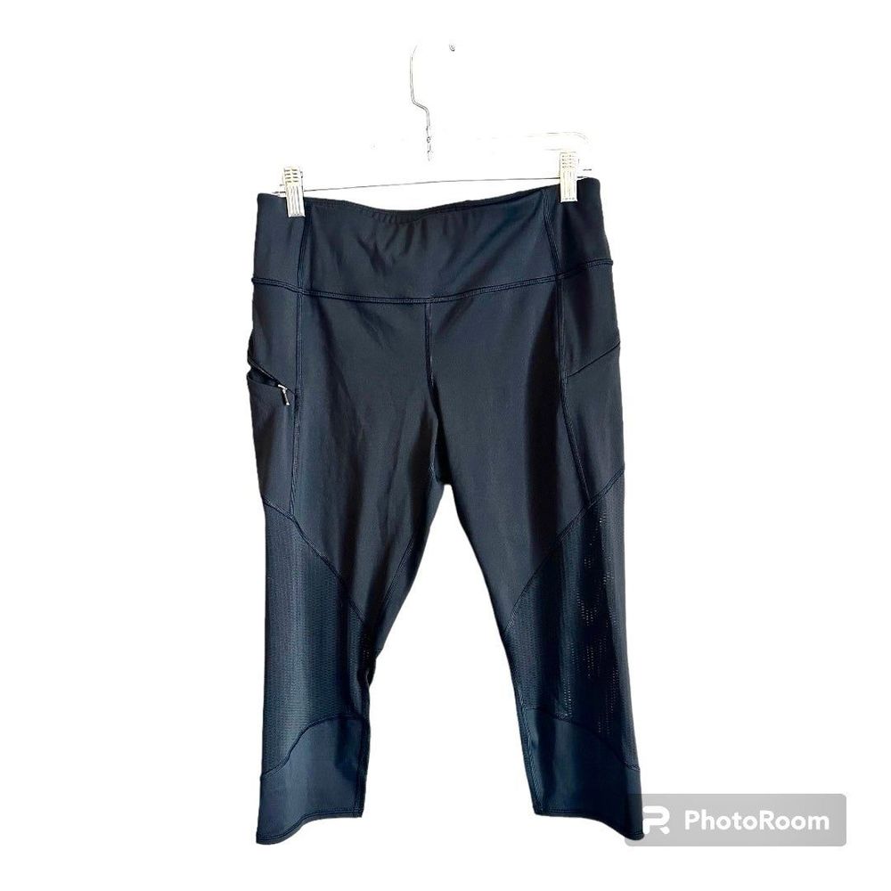 Athleta contender mesh capri black leggings two zip pockets size large
